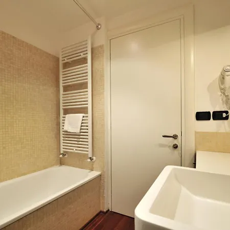 Castello Di Godego Sleeps 7 Air Con Wifi Daire *