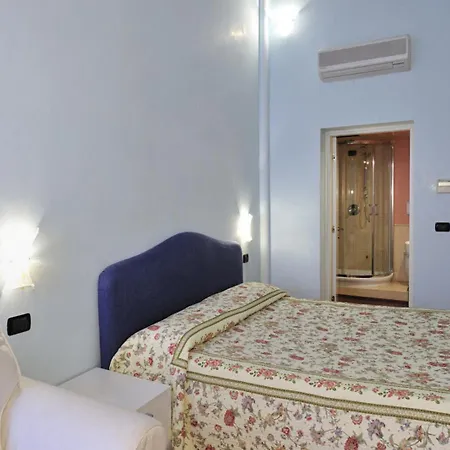 Castello Di Godego Sleeps 7 Air Con Wifi Venedik
