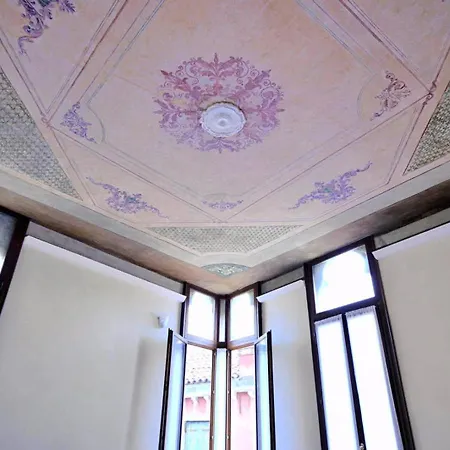 Castello Di Godego Sleeps 7 Air Con Wifi Daire