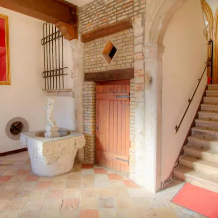 Castello Di Godego Sleeps 7 Air Con Wifi